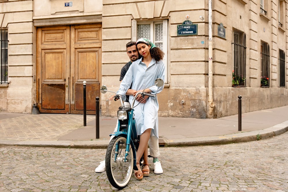 Visité guidée de Paris en scooter mobylette