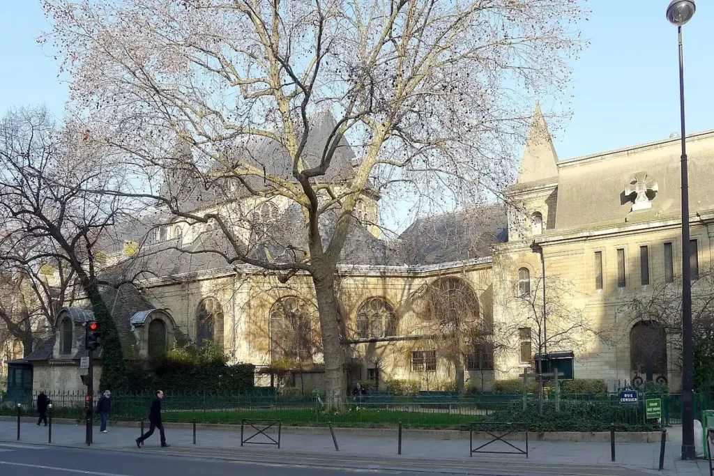 Visite insolite de Paris sur la place Saint-Medard
